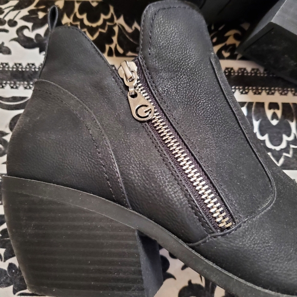 GBG Black Ankle Booties Sz 8M - Picture 6 of 6